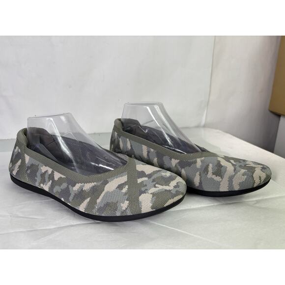 Clarks Cloudsteppers Carly Wish Womens 11 W Green Camo Flats Slip On Ballet - Picture 1 of 10